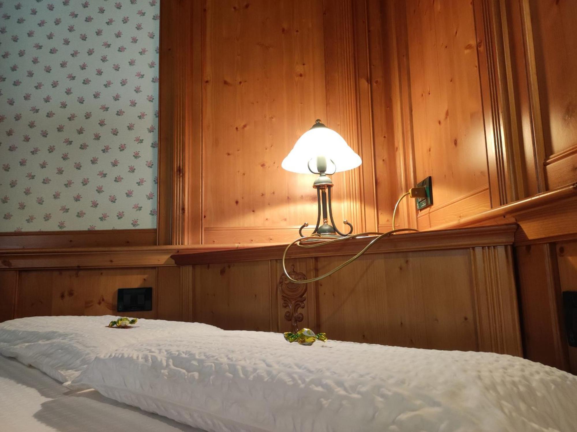 La Bocchetta Romantic Spa Hotel e Ristorante Conco Esterno foto